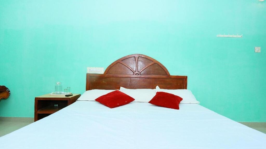 Hill Green Home Stay Thekkady Exterior photo